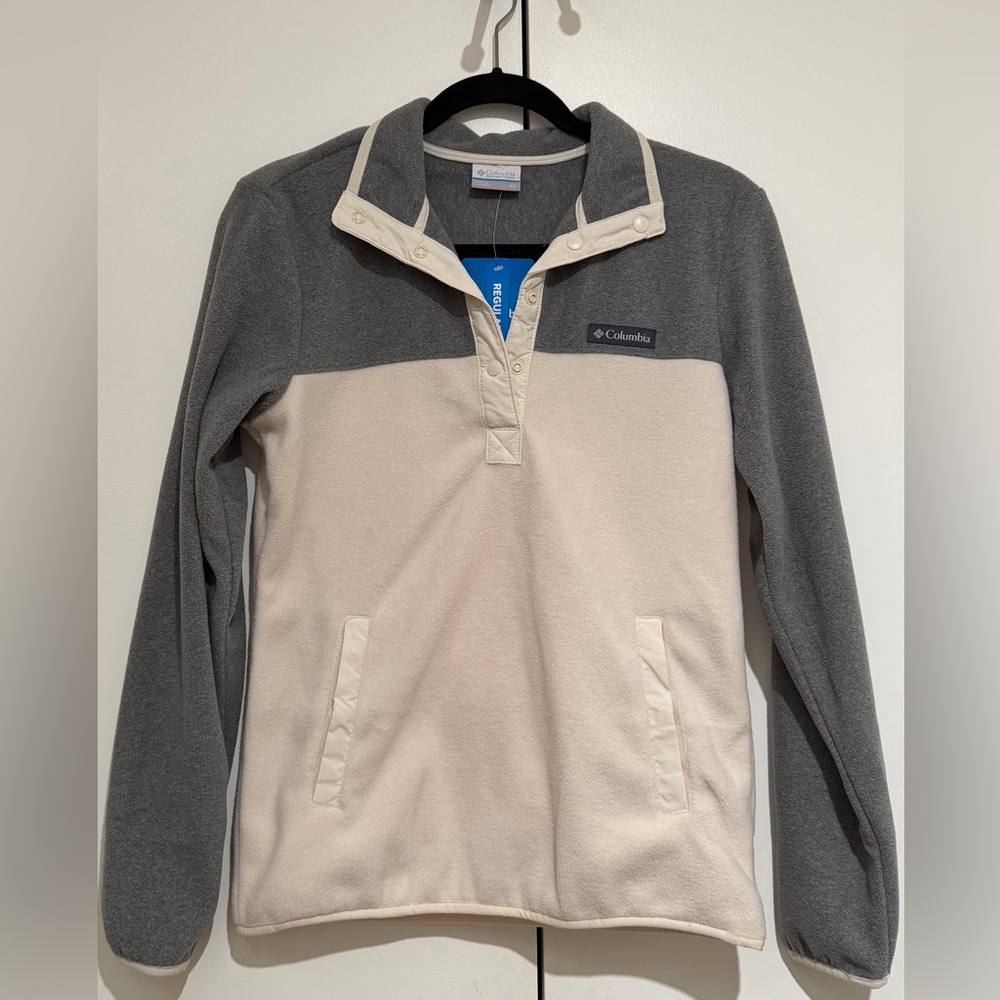 NWT XS Columbia Two-Tone Gray and Cream Fleece Pullover